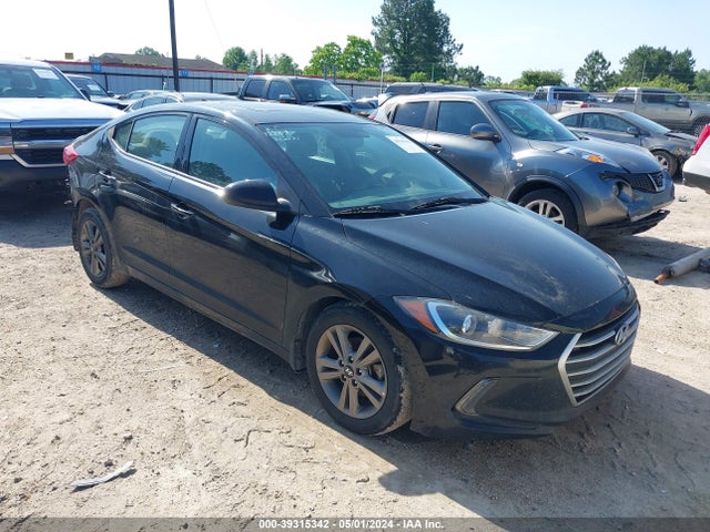 2018 5NPD84LF7JH332121 main image