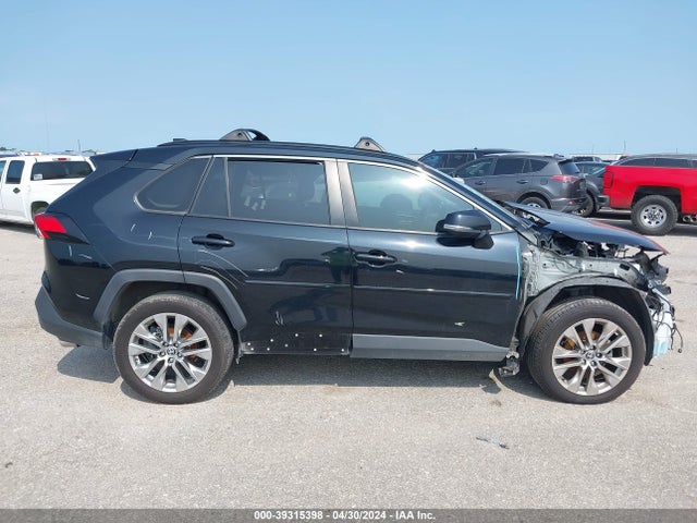 Toyota Rav4 Xle Premium 2020 JTMC1RFV1LD048878 Image 13