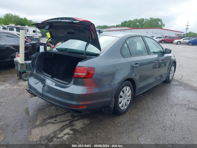 3VW267AJ7GM297344 Volkswagen Jetta 1.4t S