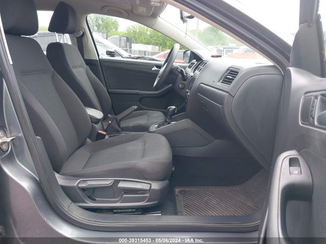 3VW267AJ7GM297344 Volkswagen Jetta 1.4t S