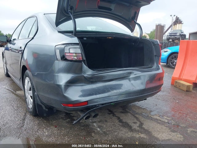 3VW267AJ7GM297344 Volkswagen Jetta 1.4t S
