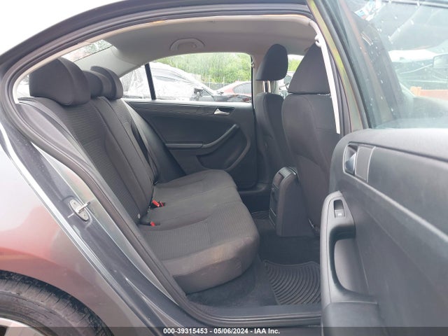 3VW267AJ7GM297344 Volkswagen Jetta 1.4t S