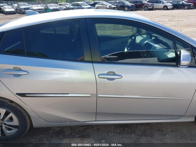 Toyota Prius Four 2017 JTDKARFU7H3536085 Image 14