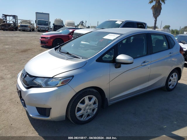 Honda FIT LX 2016 JHMGK5H55GS010011 Image 2