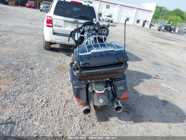 2015 HARLEY-DAVIDSON FLTRUSE 1HD1TAN12FB961116 Photo 5