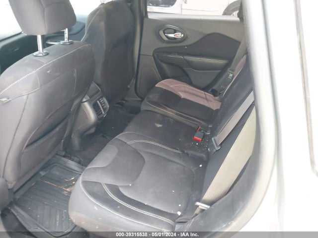 Jeep Cherokee Latitude 2015 1C4PJMCS3FW601389 Image 8