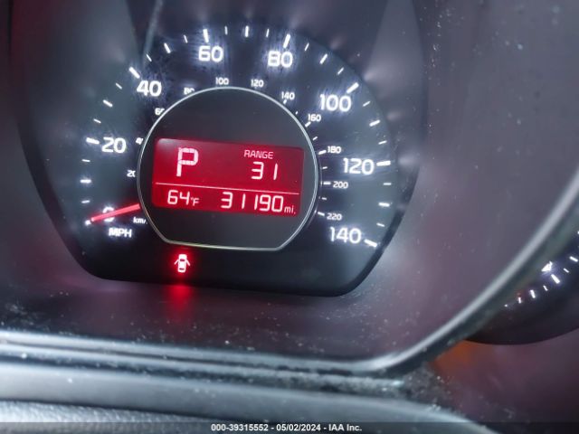 KNDJP3A58J7583809 KIA SOUL +