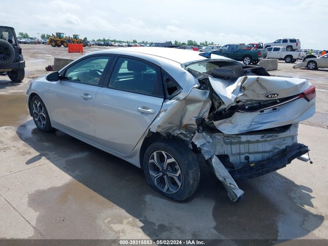 KIA Forte Lxs 2020 3KPF24AD8LE184905 Image 3