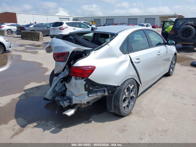 KIA Forte Lxs 2020 3KPF24AD8LE184905 Image 4