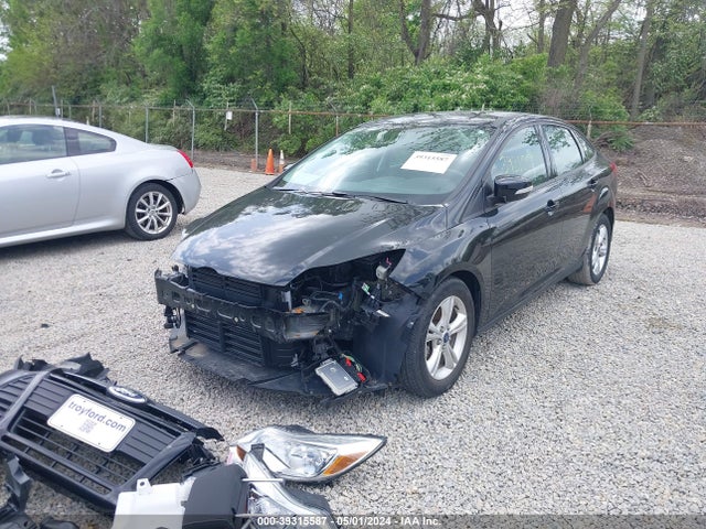 Ford FOCUS SE 2014 1FADP3F27EL235305 Image 2