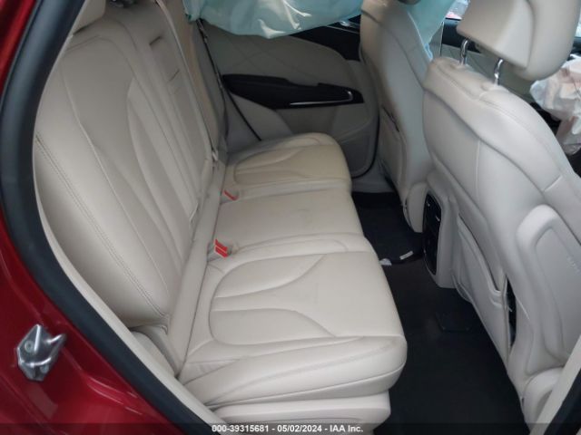 5LMCJ1C99KUL23171 Lincoln Mkc Standard