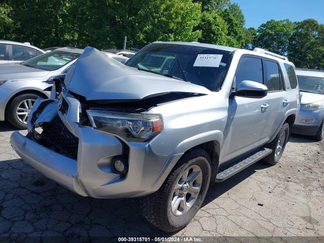 Toyota 4RUNNER SR5 2016 JTEZU5JR8G5142918 Image 2