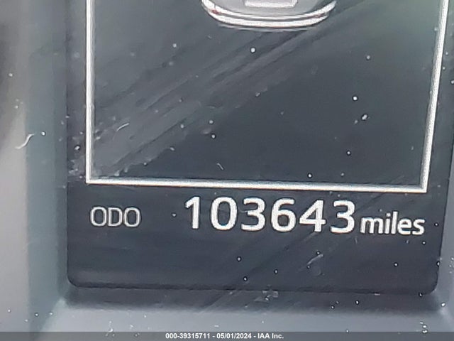 Toyota RAV4 LE 2017 JTMZFREV2HJ131385 Image 15