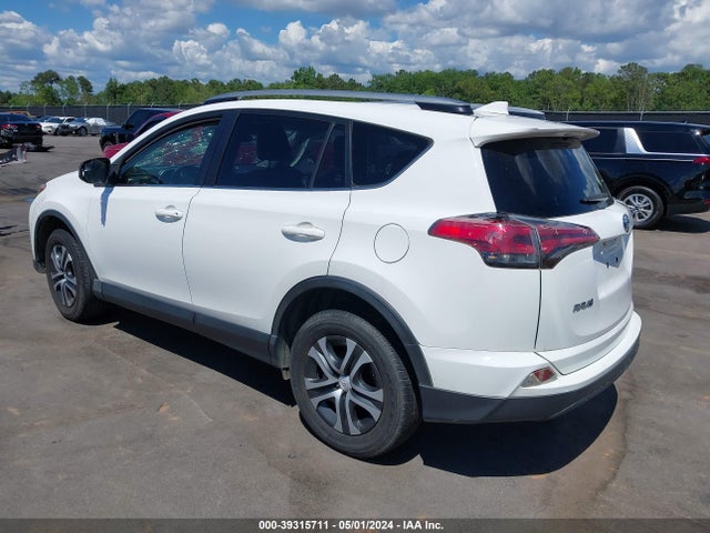 Toyota RAV4 LE 2017 JTMZFREV2HJ131385 Image 3