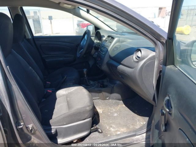 3N1CN7AP8HL816457 Nissan Versa 1.6 S