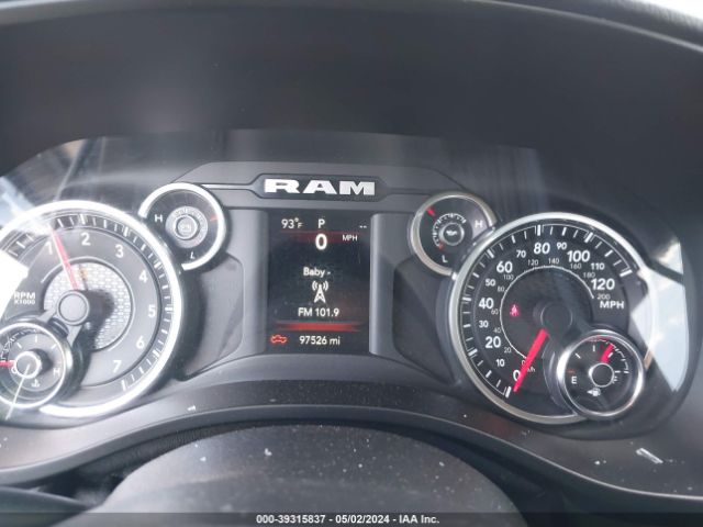 1C6RRFBG8LN357080 RAM 1500 Big Horn Quad Cab 4x4 6'4 Box