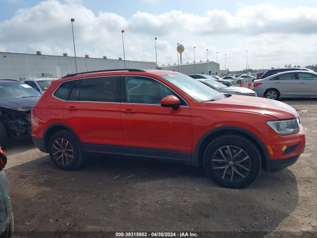 3VV3B7AX3KM159558 Volkswagen Tiguan 2.0t Se/2.0t Sel/2.0t Sel R-line/2.0t Sel R-line Black