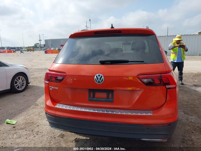 3VV3B7AX3KM159558 Volkswagen Tiguan 2.0t Se/2.0t Sel/2.0t Sel R-line/2.0t Sel R-line Black