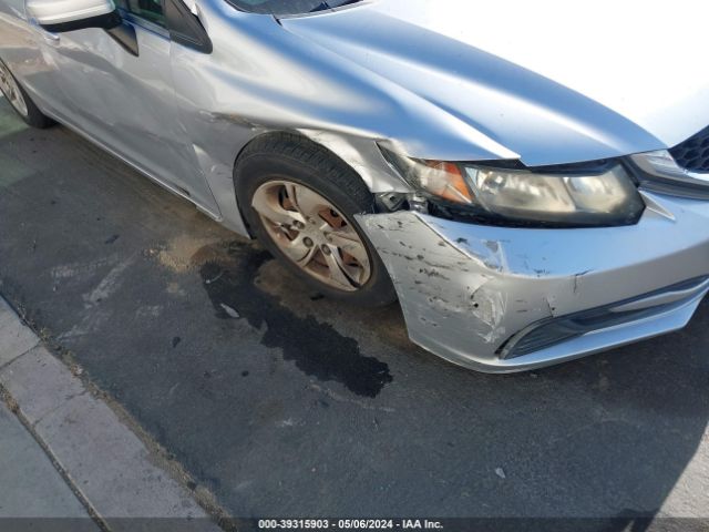 19XFB2F57EE231267 Honda Civic Lx