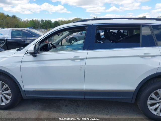 3VV2B7AX1JM161495 Volkswagen Tiguan 2.0t Se/2.0t Sel