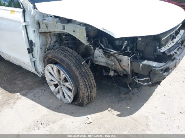 3VV2B7AX1JM161495 Volkswagen Tiguan 2.0t Se/2.0t Sel