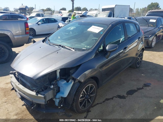 Ford FIESTA SE 2019 3FADP4EJ9KM115093 Image 2