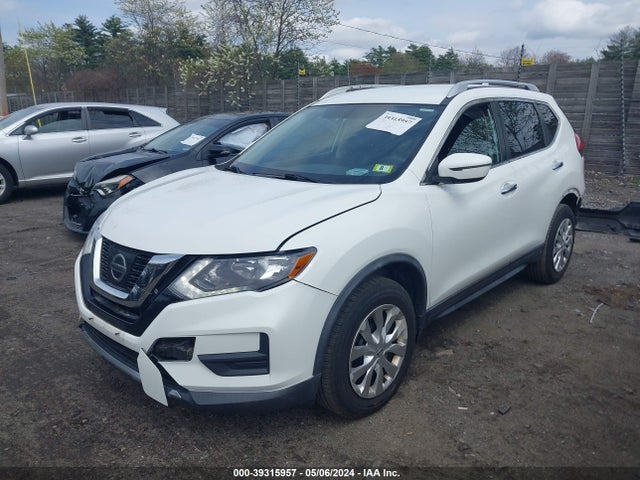 Nissan ROGUE S 2017 KNMAT2MV9HP591879 Image 2