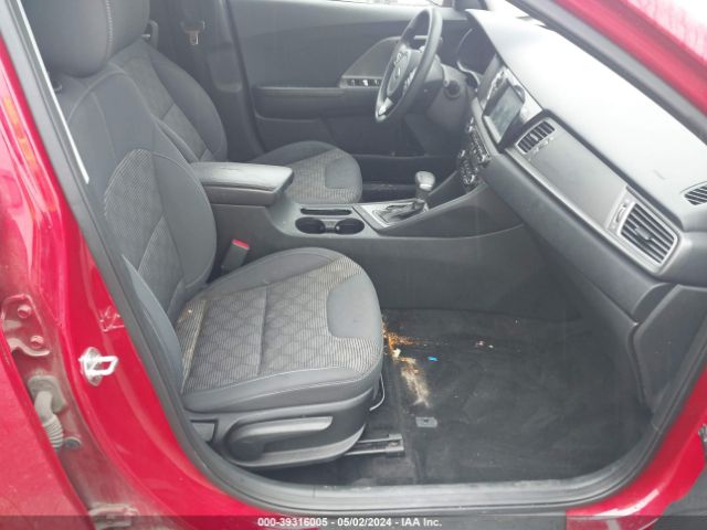 KNDCB3LC5J5124459 KIA NIRO LX