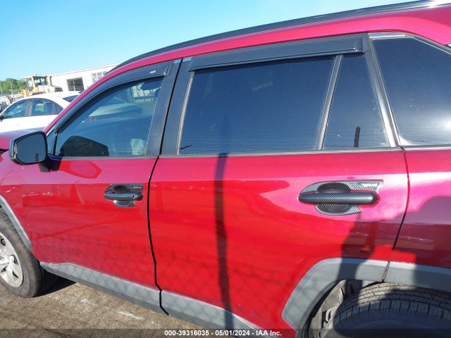 Toyota RAV4 LE 2019 2T3H1RFV1KW018870 Image 14