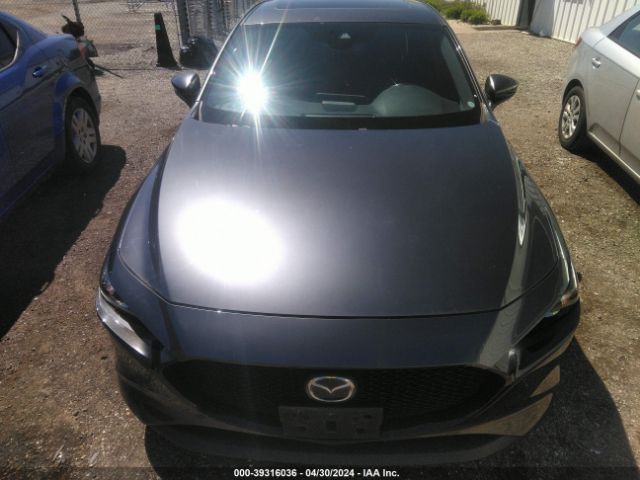 JM1BPBLL9M1402749 Mazda Mazda3 Preferred