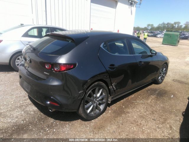 JM1BPBLL9M1402749 Mazda Mazda3 Preferred