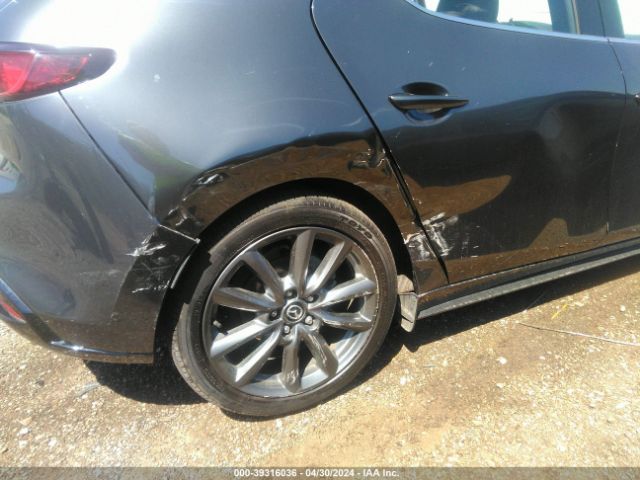 JM1BPBLL9M1402749 Mazda Mazda3 Preferred
