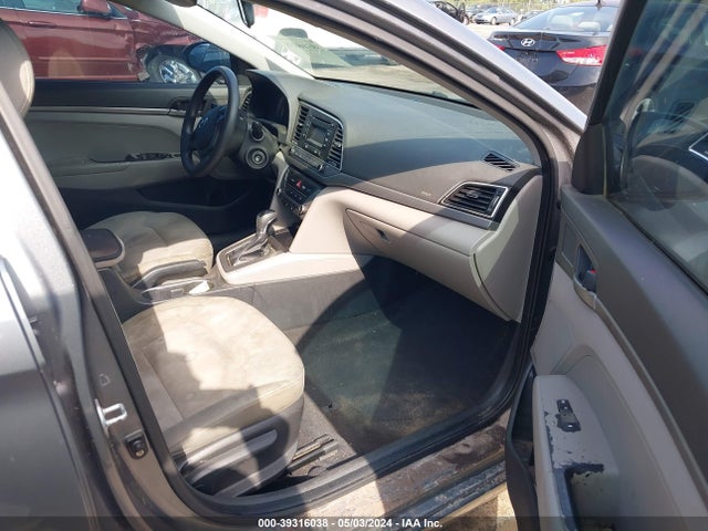 Hyundai ELANTRA SE 2017 KMHD74LF5HU110353 Image 5