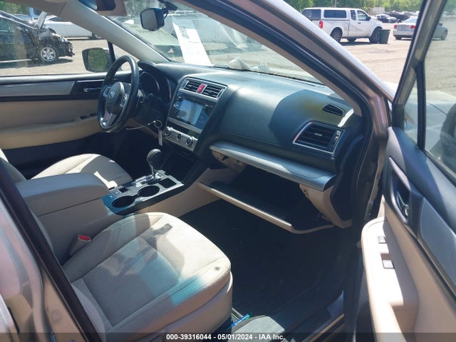 Subaru Outback 2.5i Premium 2015 4S4BSACC1F3244385 Image 5