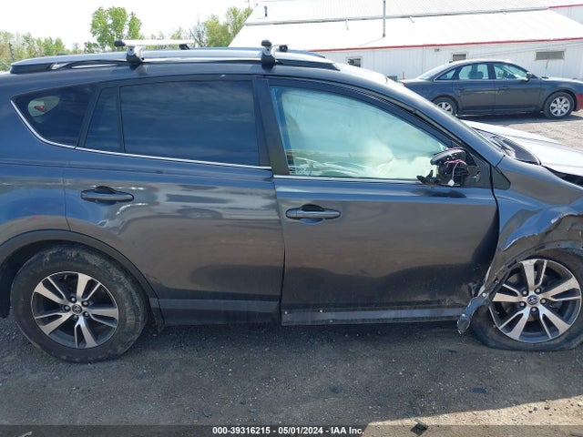 Toyota Rav4 Xle 2017 JTMRFREV0HD200699 Image 13