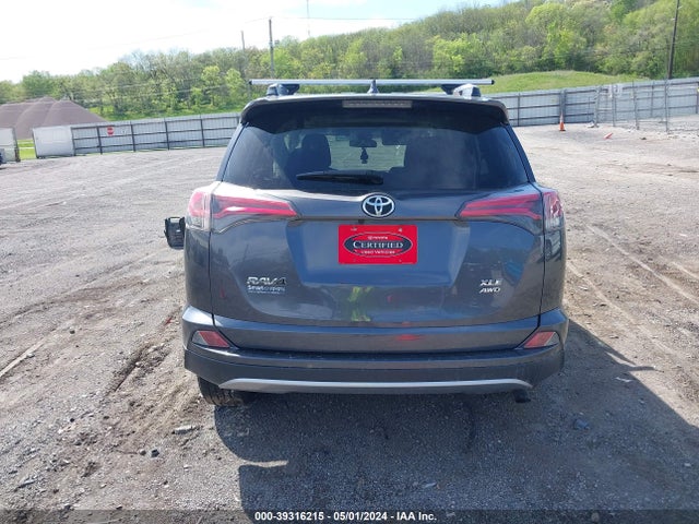 Toyota Rav4 Xle 2017 JTMRFREV0HD200699 Image 16