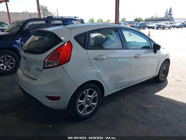 Ford FIESTA SE 2014 3FADP4EJ3EM111951 Image 4