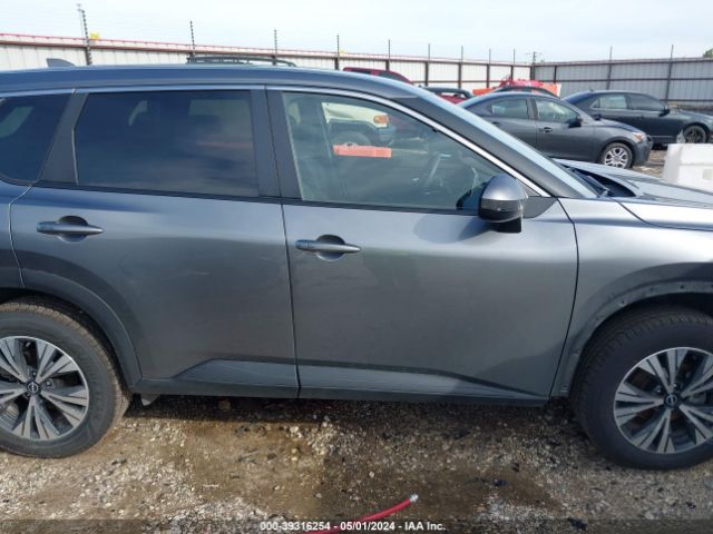 JN8BT3BB7NW332509 Nissan Rogue Sv Intelligent Awd