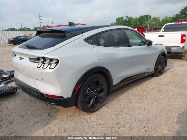 3FMTK3R71PMA79609 Ford Mustang Mach-e Premium