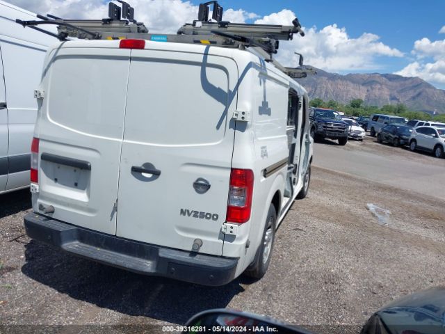 1N6BF0KY8JN806776 Nissan Nv Cargo Nv2500 Hd Sv V6