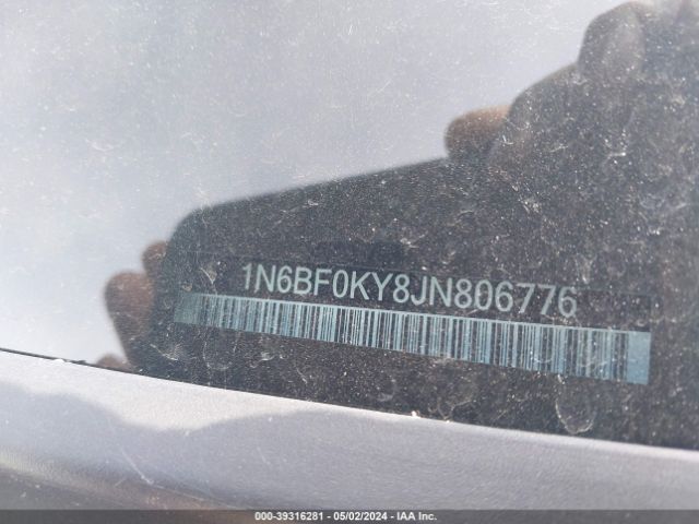 1N6BF0KY8JN806776 Nissan Nv Cargo Nv2500 Hd Sv V6