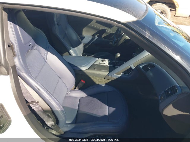 Chevrolet Corvette Z06 2016 1G1YT2D66G5602458 Image 5