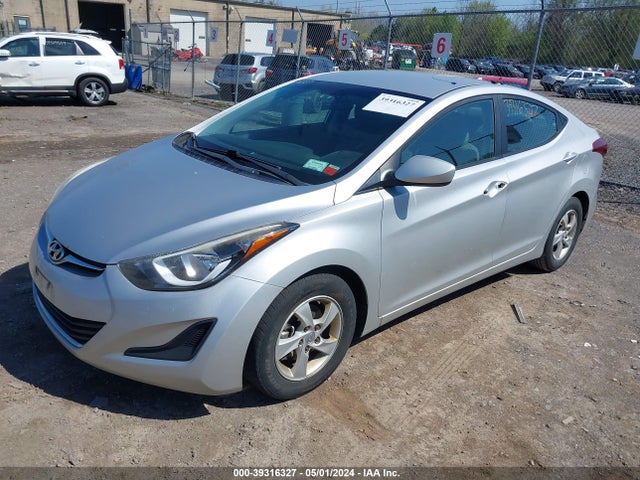 Hyundai ELANTRA SE 2015 5NPDH4AE0FH586500 Image 2