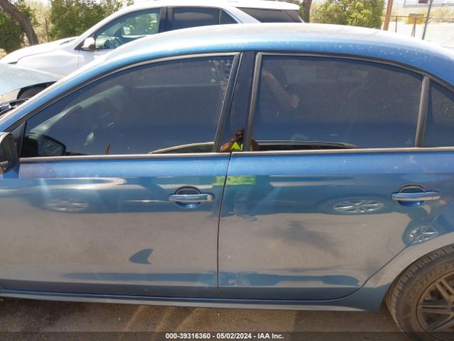 3VW267AJ9GM330523 Volkswagen Jetta 1.4t S