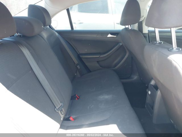 3VW267AJ9GM330523 Volkswagen Jetta 1.4t S