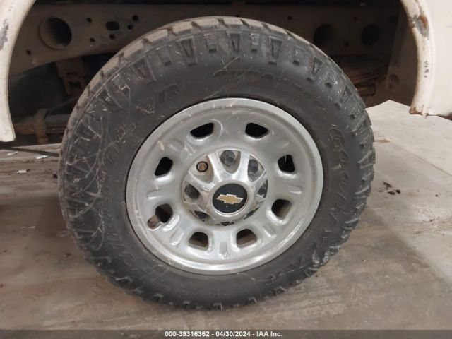 1GC2KUEG3HZ173955 Chevrolet Silverado 2500hd Wt