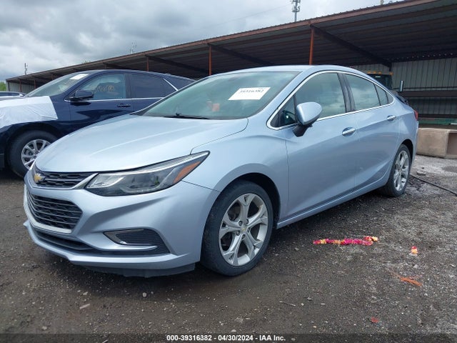 Chevrolet Cruze Premier Auto 2017 1G1BF5SM1H7160260 Image 2