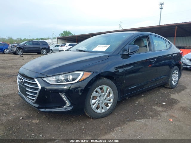 Hyundai ELANTRA SE 2017 5NPD74LFXHH154637 Image 2