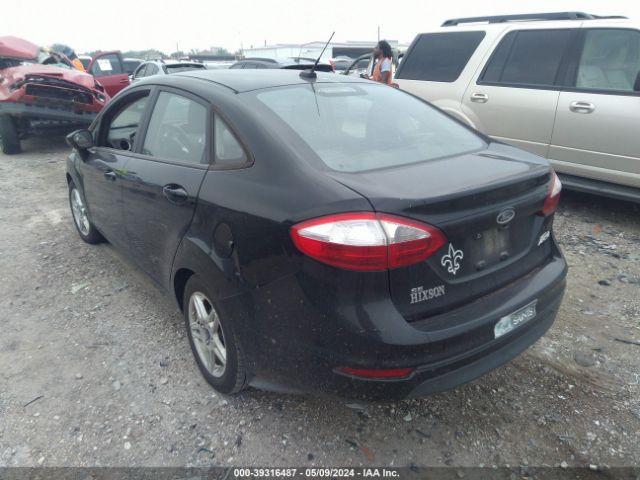 3FADP4BJ1KM114184 Ford FIESTA SE