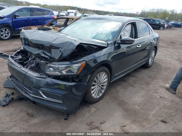 1VWBT7A32GC015106 Volkswagen Passat 1.8t Se